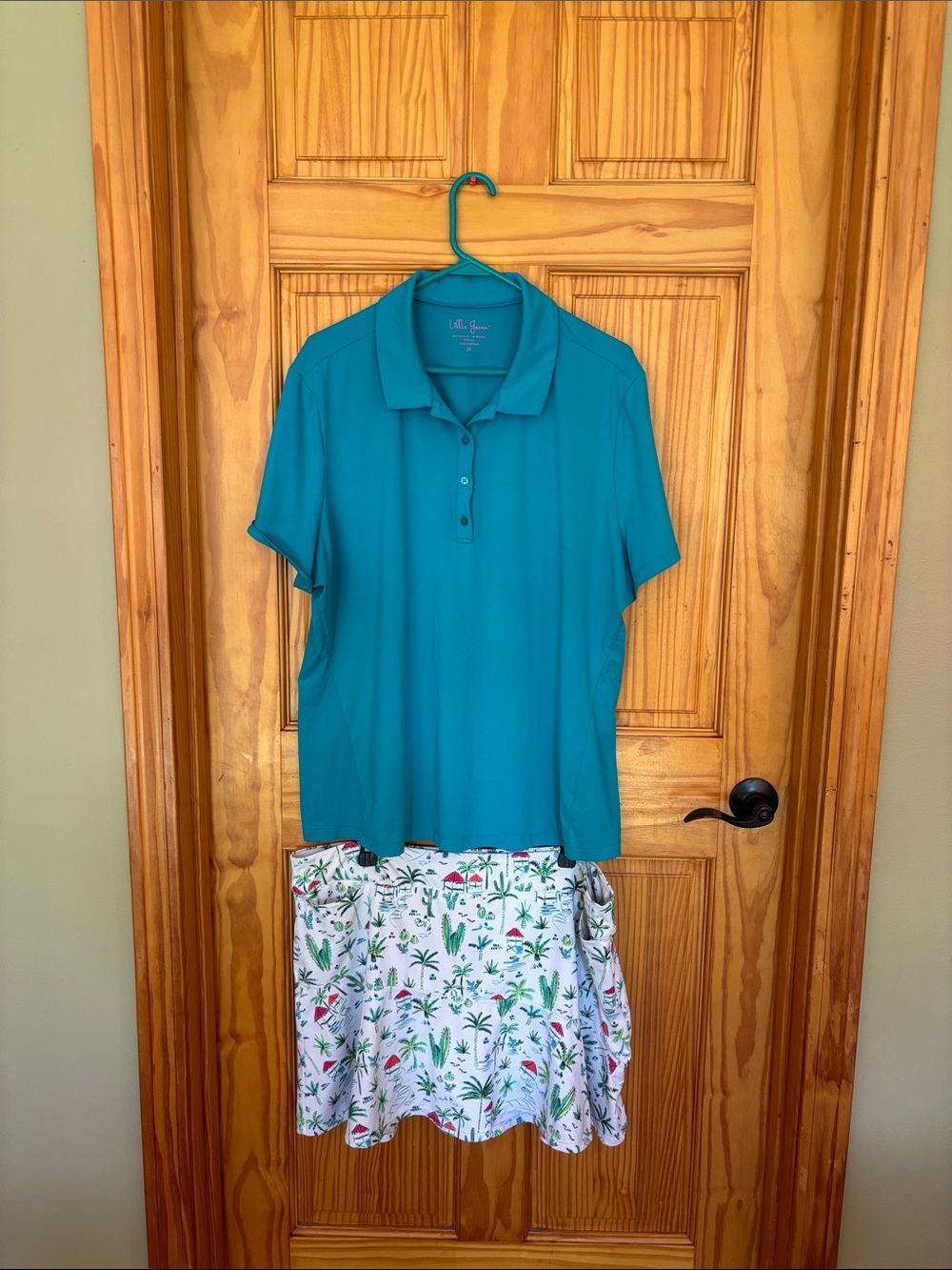 Lillie Green Vivid Turquoise Short Sleeve Polo and fun tropical golf skort.